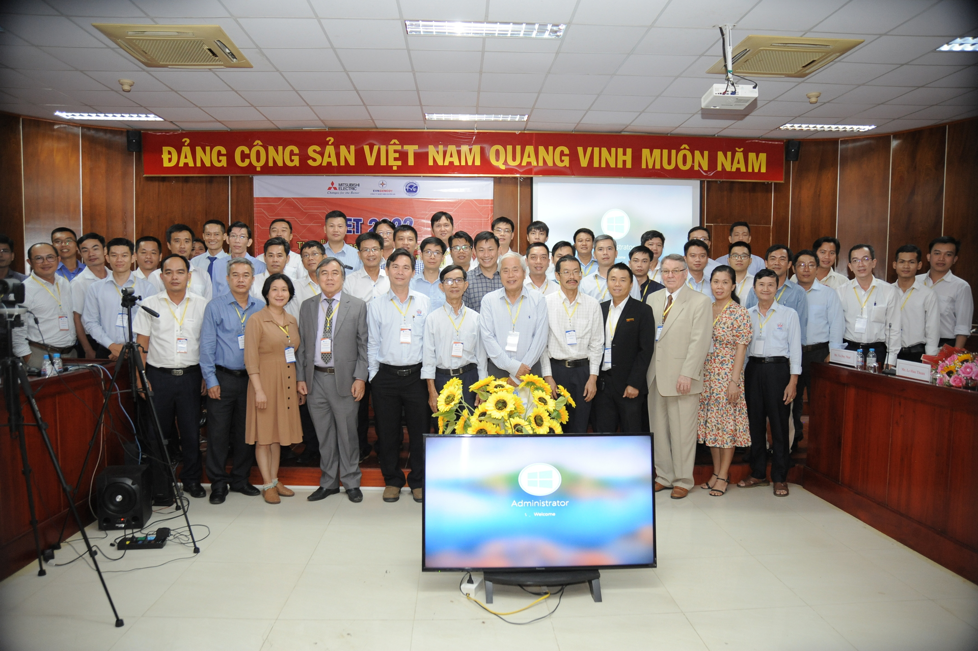 Mitsubishi Electric Vietnam cooperated with Tra Vinh University to organize the International Scientific Conference "Research in Science and Technology – RET2022"